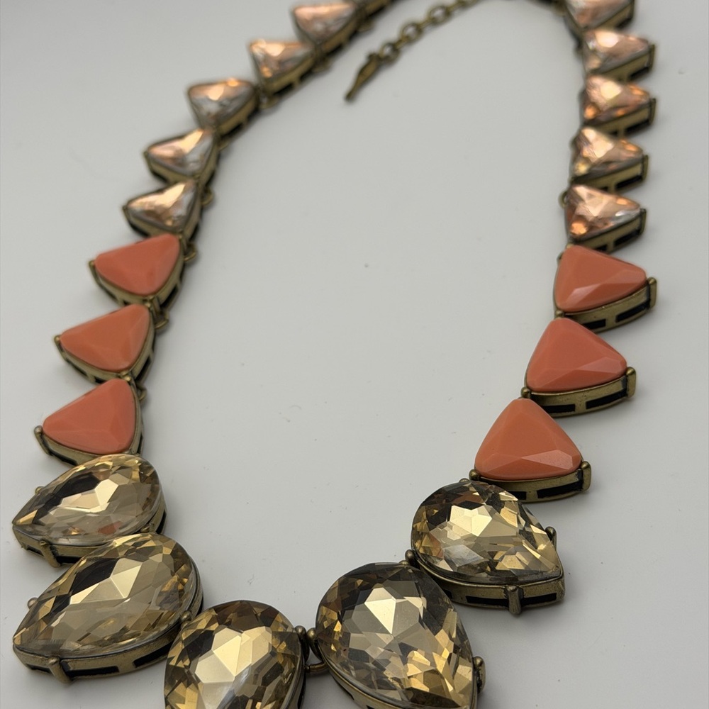 2/10 Chloe and Isabel Statement Necklace Coral and Champagne Summer Sedona - Picture 5 of 8